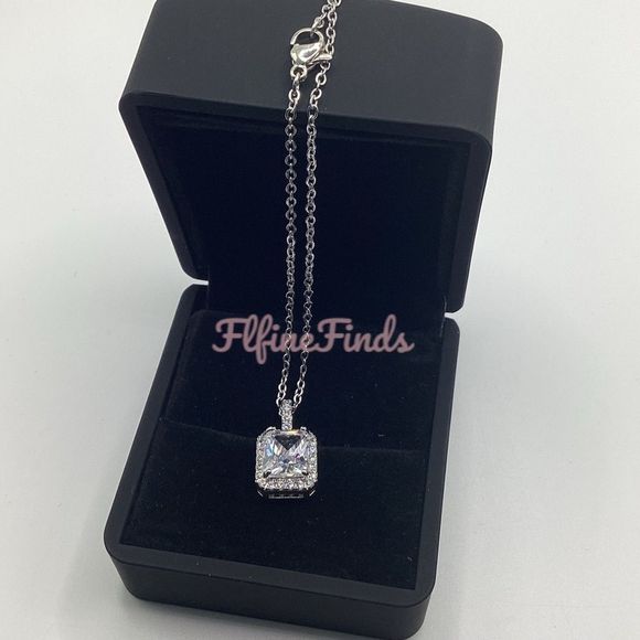 💎1.5 TWC Radiant Cut  CZ Diamond Pendant necklace💎 - Picture 3 of 16
